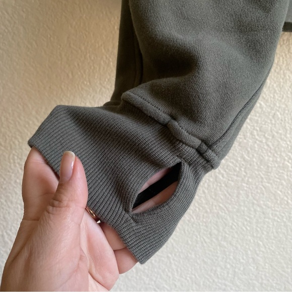 Lululemon Scuba Oversized Full Zip Hoodie and Jogger Set in Carob Brown - Picture 7 of 14